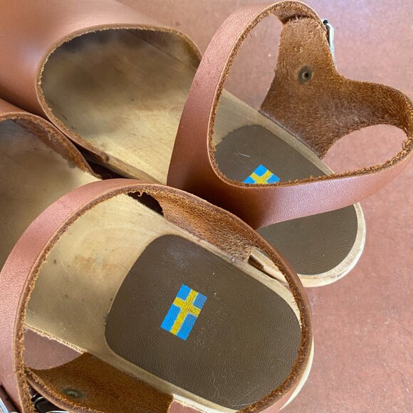 MIA Sofia Clogs - Saddle Brown - wood / leather / buckle - Swedish - Picture 8 of 12